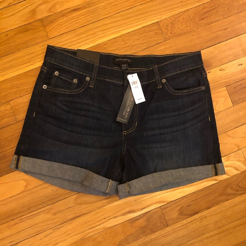 Banana Republic Denim Roll-Cuff 4” Shorts